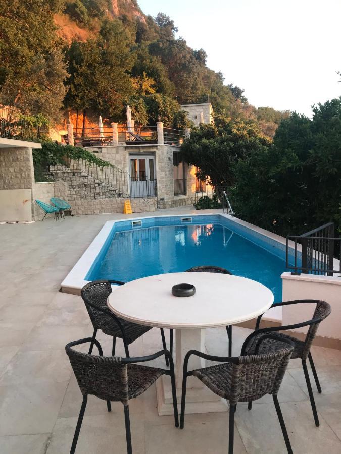 Rezevici Boutique Villa Petrovac Bagian luar foto
