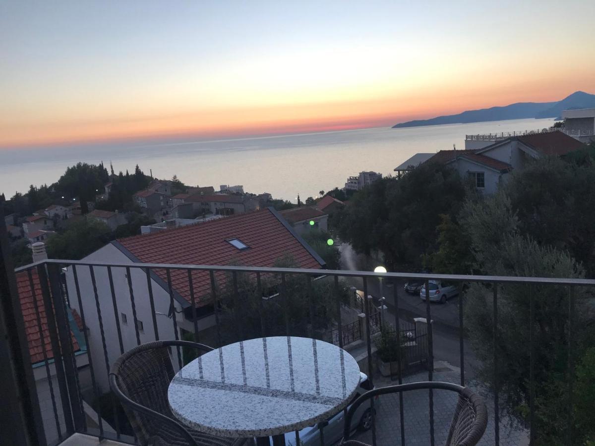Rezevici Boutique Villa Petrovac Bagian luar foto